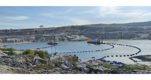山東金銳疏浚建造的4000流量全電動(dòng)水下泵絞吸船服務(wù)馬來(lái)西亞錫礦治理